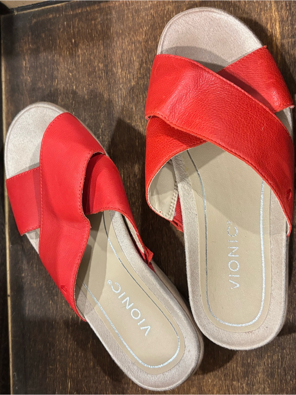 Vionic Red Crossover Slide Sandals